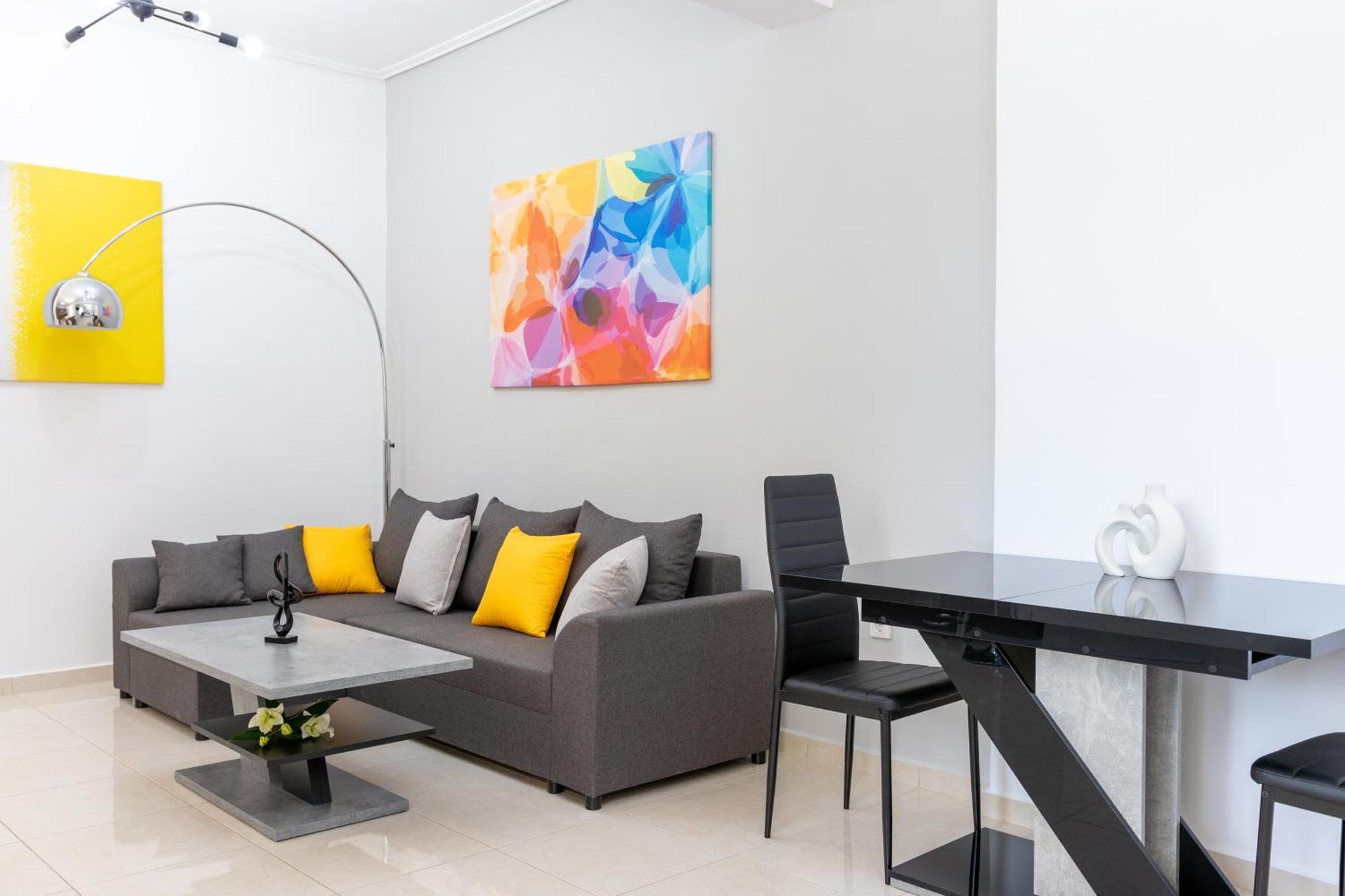 H4 Art Sparta Apartment Luaran gambar