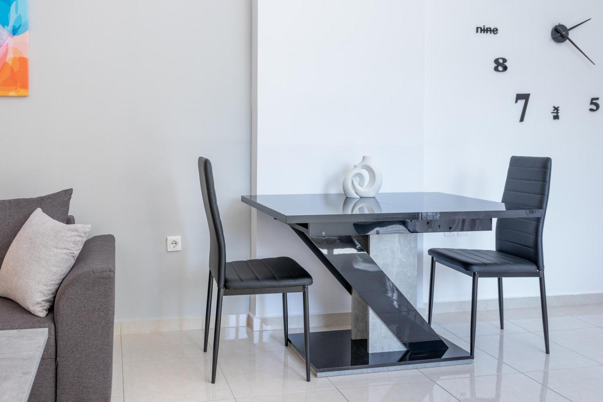 H4 Art Sparta Apartment Luaran gambar